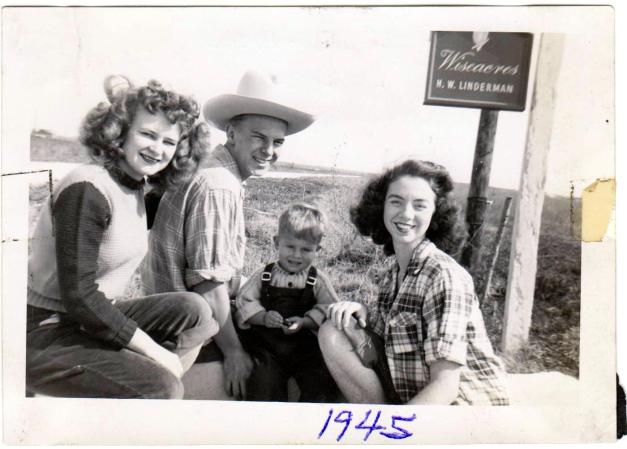 Jean Linderman, Roy Nelson, Mike Jackson, 1945, Wiseacres (H.W. Harry & Phyllis Linderman's farm), Crosby, TX