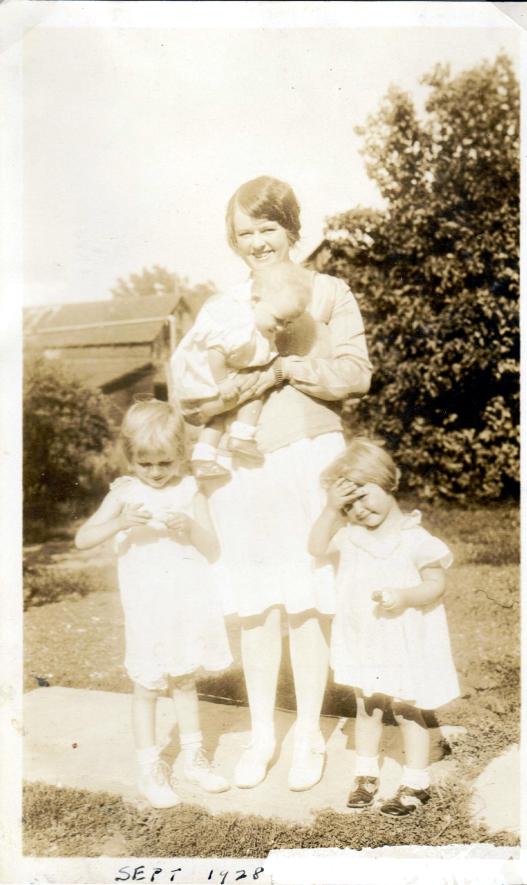 Phylis, Yvonne, Billie, and Jean (baby), Sept. 1928